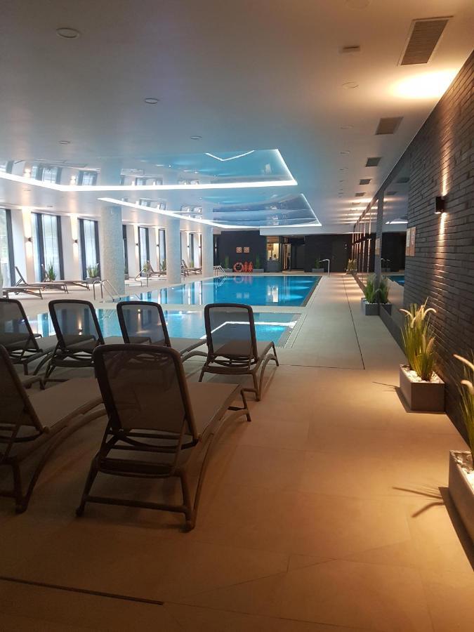 Apartament Baltyk Nadmorskie Tarasy Z Parkingiem Kolobrzeg Exterior photo